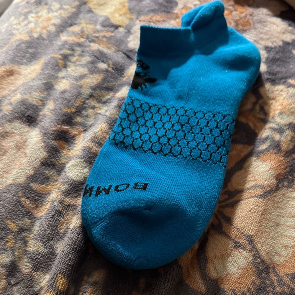 Bombas Men's Athletic Socks in Vibrant Blue